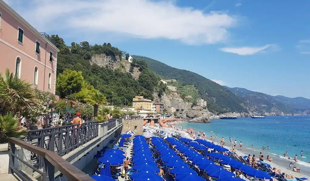 Beach Monterosso al Mare