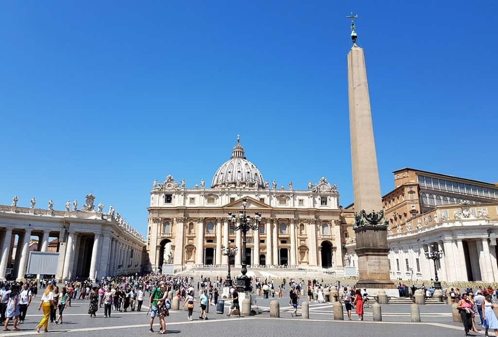 St. Peters Basilica in Vatican City, Rome