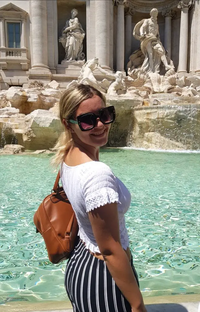 The picture of me in front of the Trevi fountain