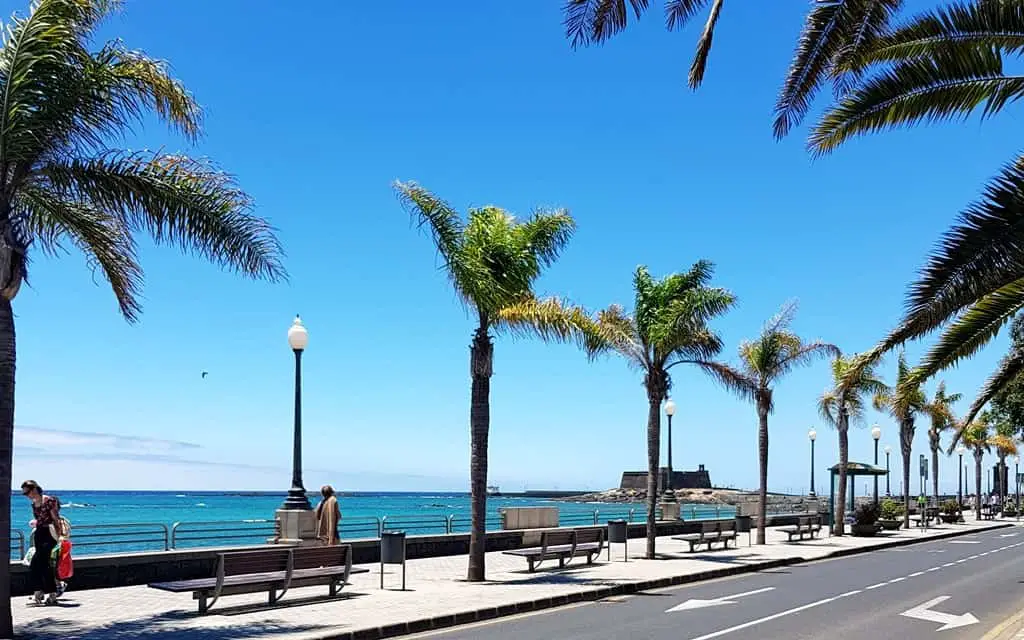 Arrecife promenade and the Castle of Saint Gabriel in the background