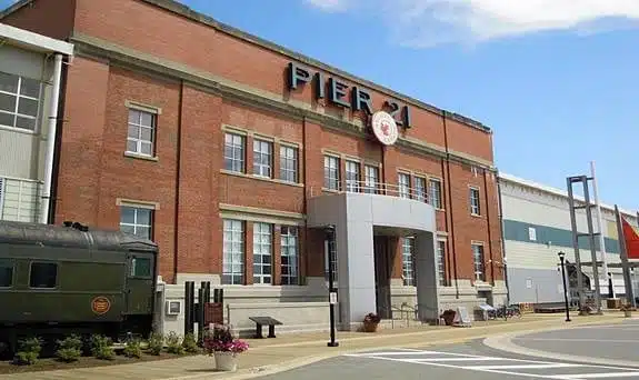 Halifax cruise terminal - Pier 21