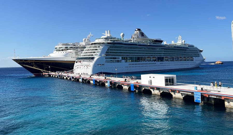 Punta Langosta cruise terminal