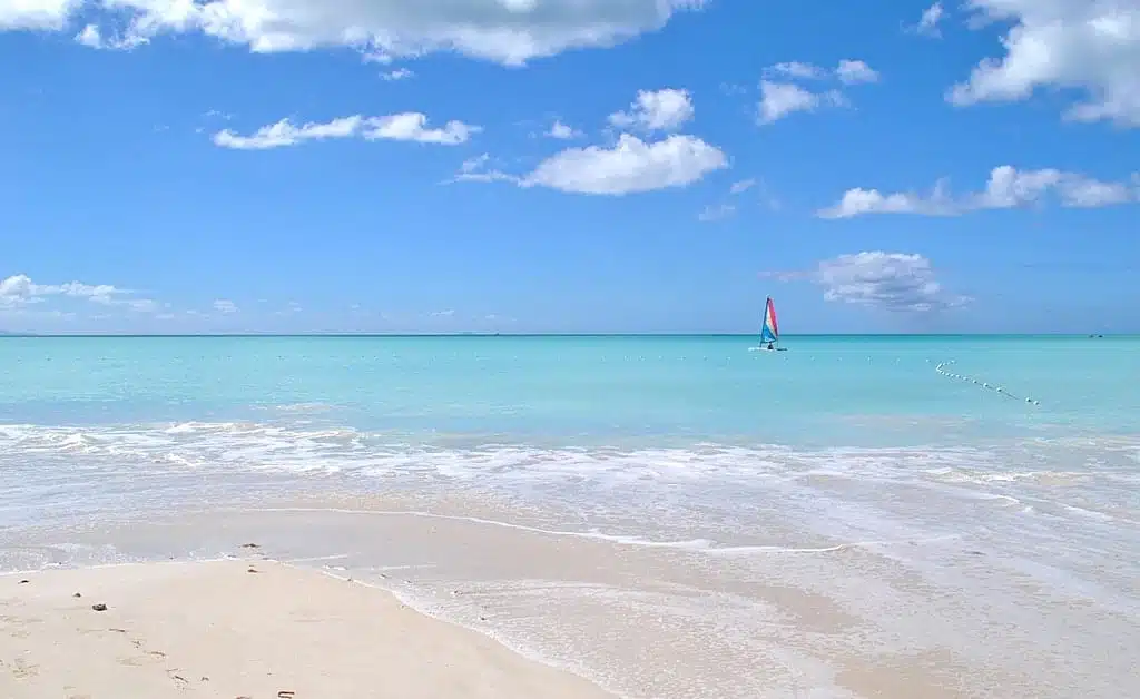 Dickenson Bay - Antigua beach