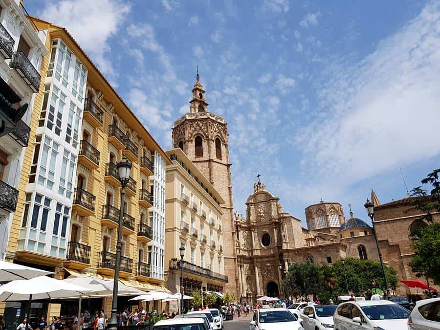 El Micalet bell tower and Placa de la Reina, Valencia