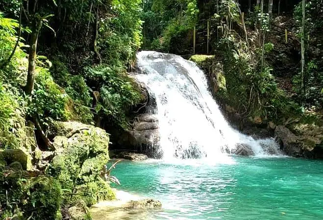 Cool Blue Hole, Ocho Rios, Jamaica