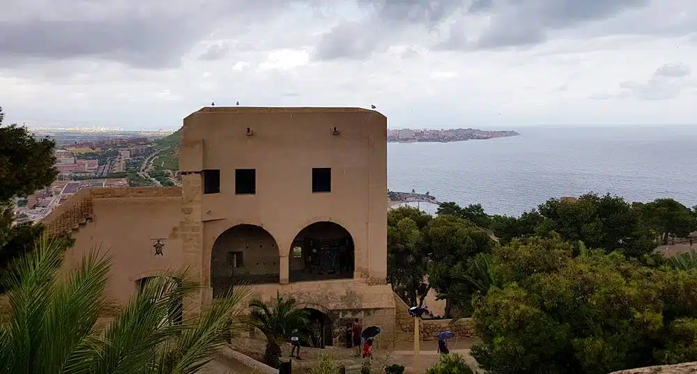 Castle of Santa Barbara, Alicante port