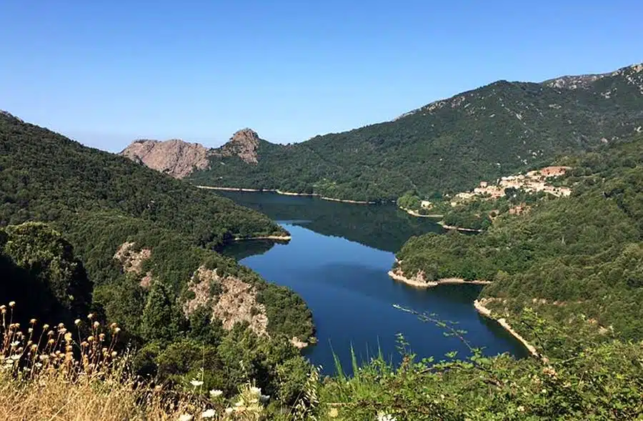 Lake Tolla, Corsica