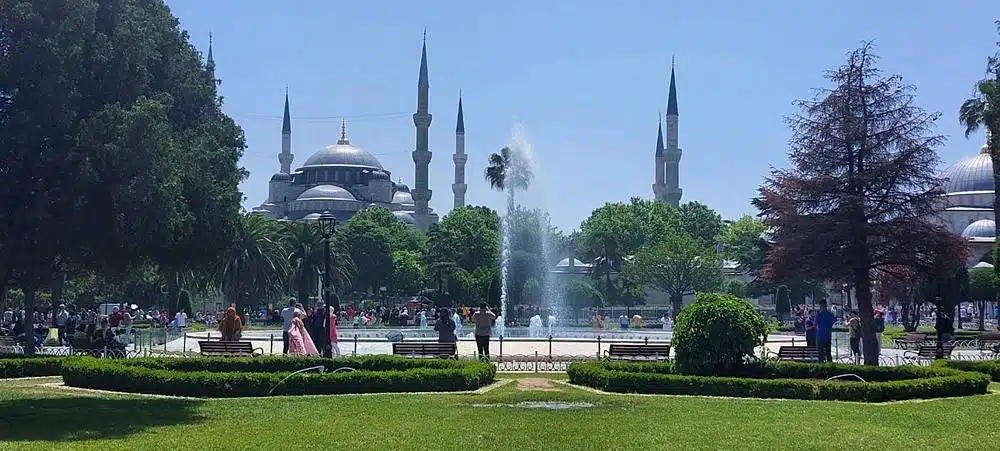 Blue Mosque, Sultanahmet district