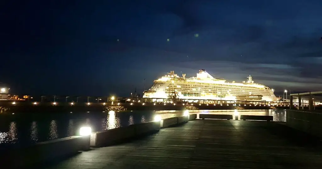 Darwin cruise terminal