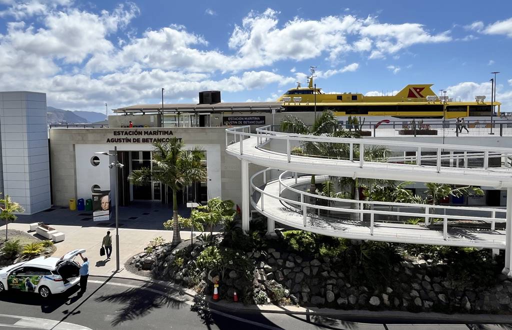 Agustín de Betancourt cruise terminal in Santa Cruz de Tenerife