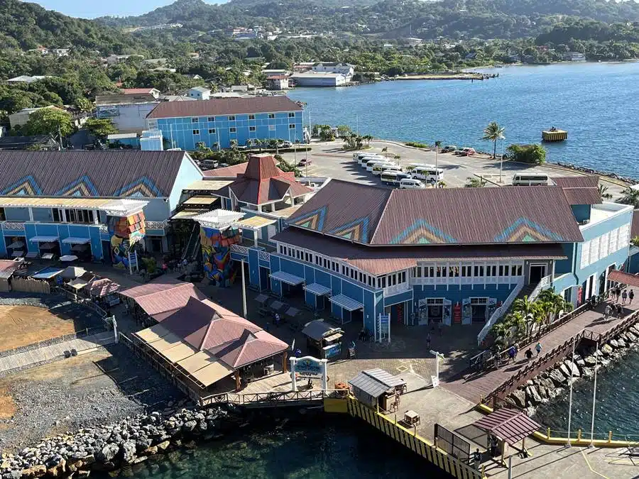 Coxen Hole cruise terminal