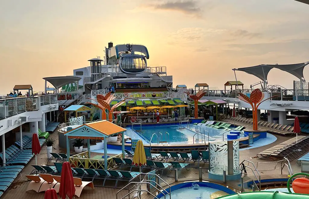Odyssey of the Seas pool deck