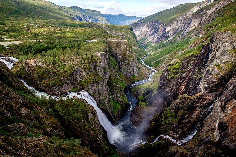 Eidfjord - Vøringsfossen Waterfall