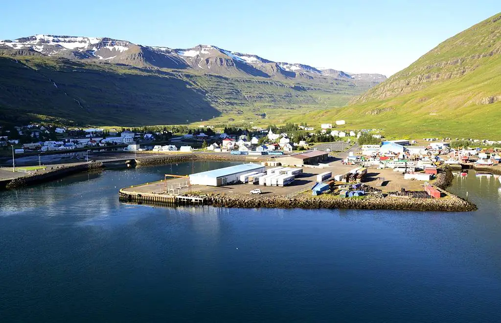 Seydisfjordur cruise port