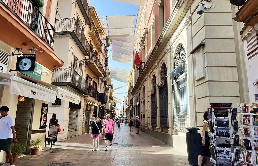 Calle Sierpes in Seville
