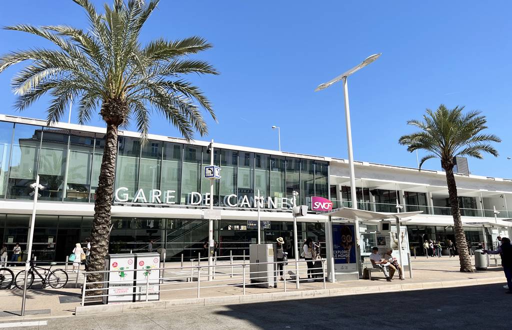 Cannes Train Station