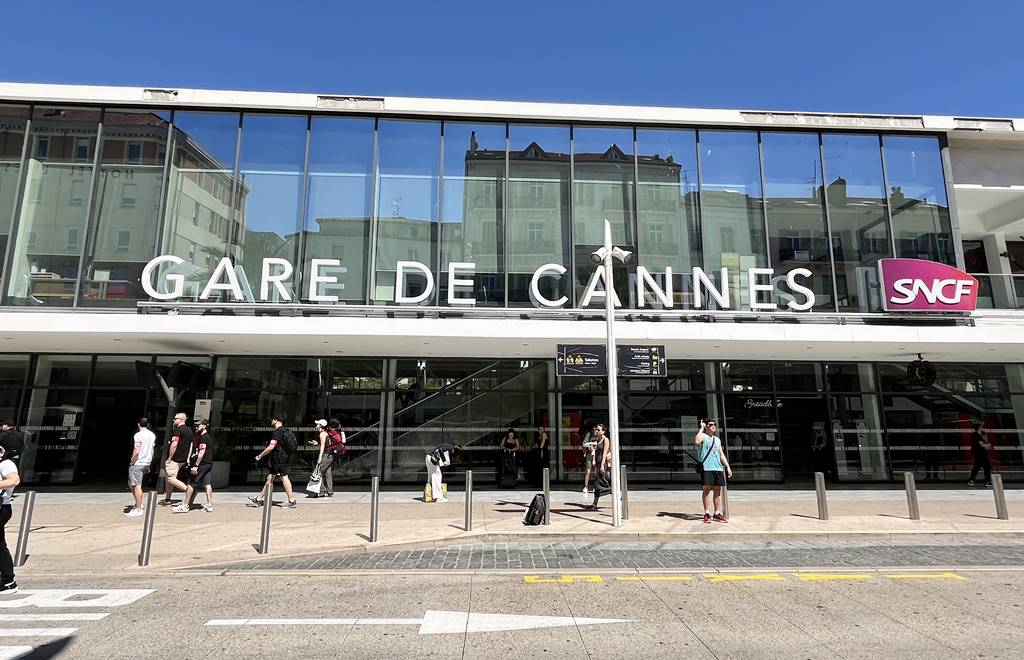 Cannes Train Station