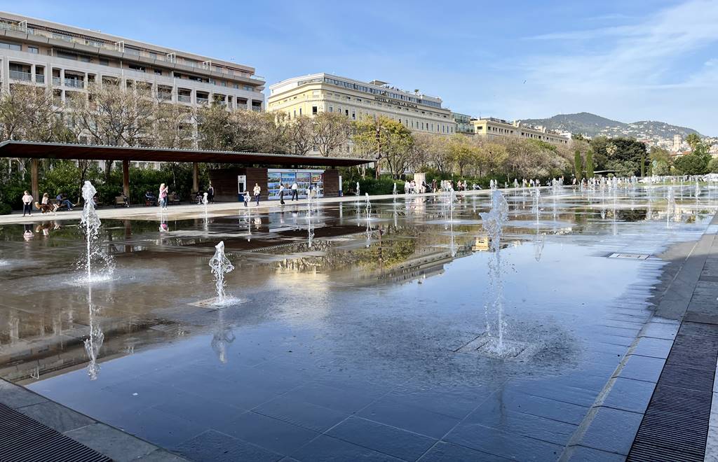 Fontaine Miroir d’Eau